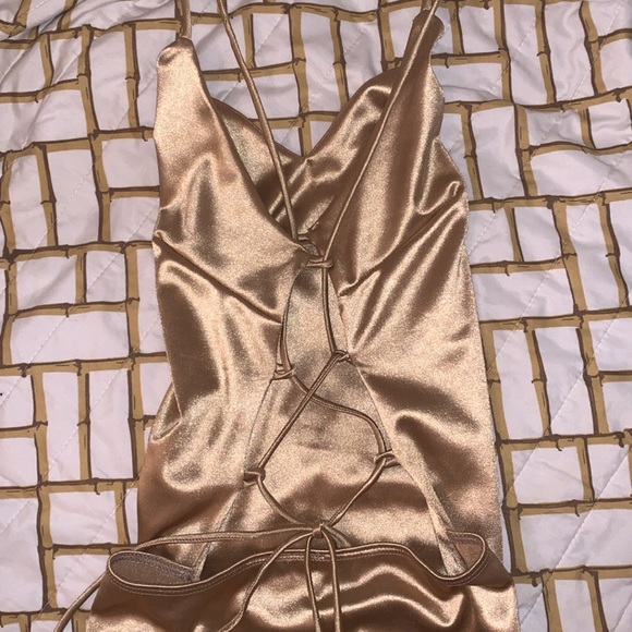 Gold dress - Picture 5 of 8